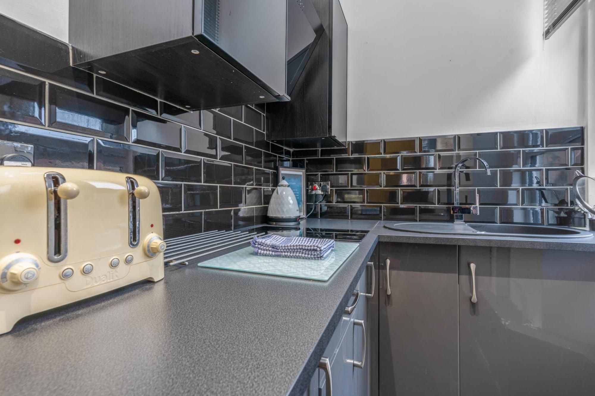 Cosy Modern City Centre Flat 爱丁堡 外观 照片